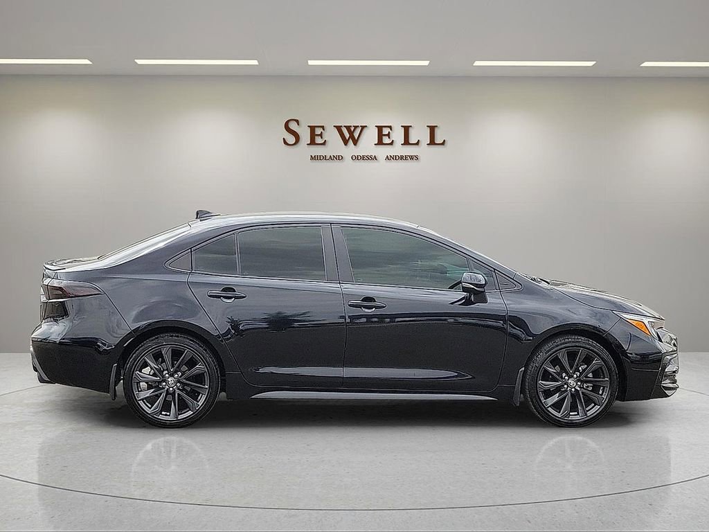 Used 2024 Toyota Corolla SE FWD image 6