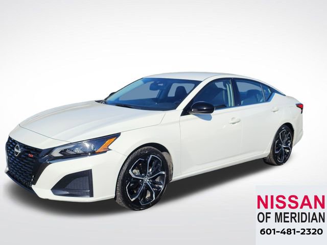 Used 2024 Nissan Altima 2.5 SR