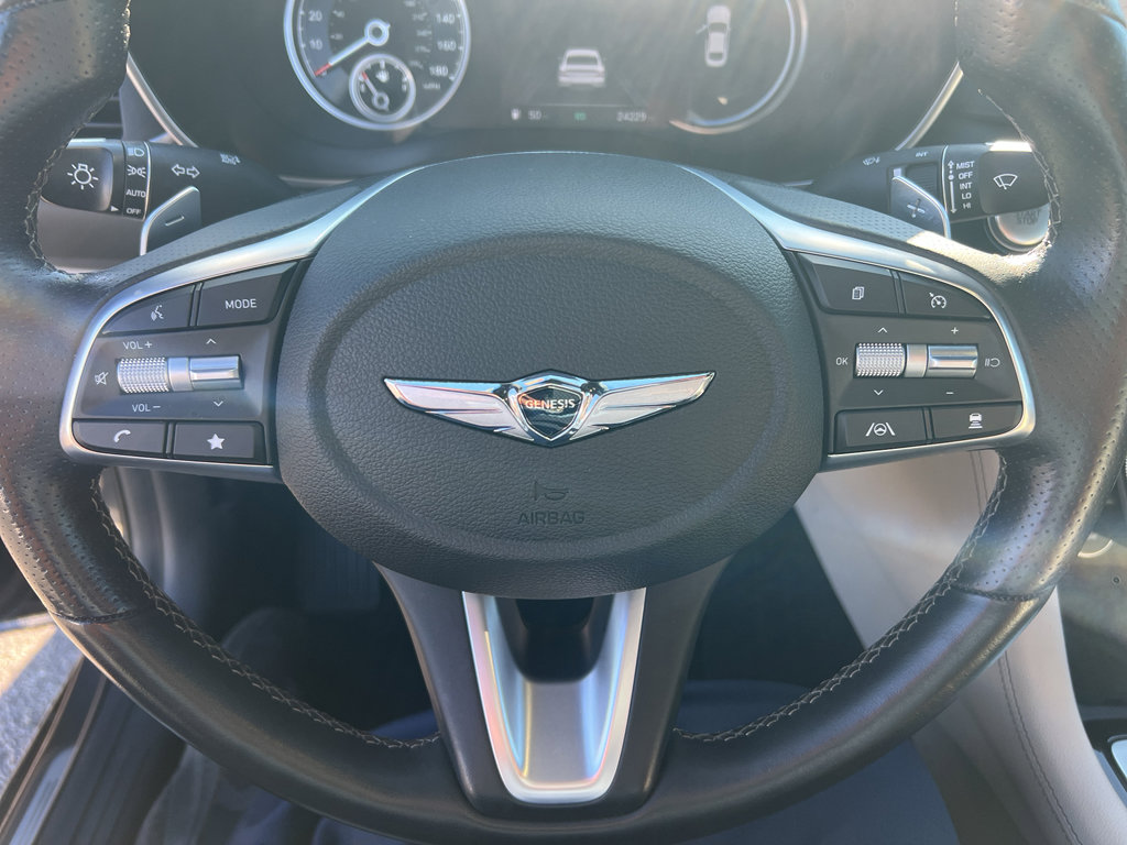 Used 2023 Genesis G70 2.0T image 16