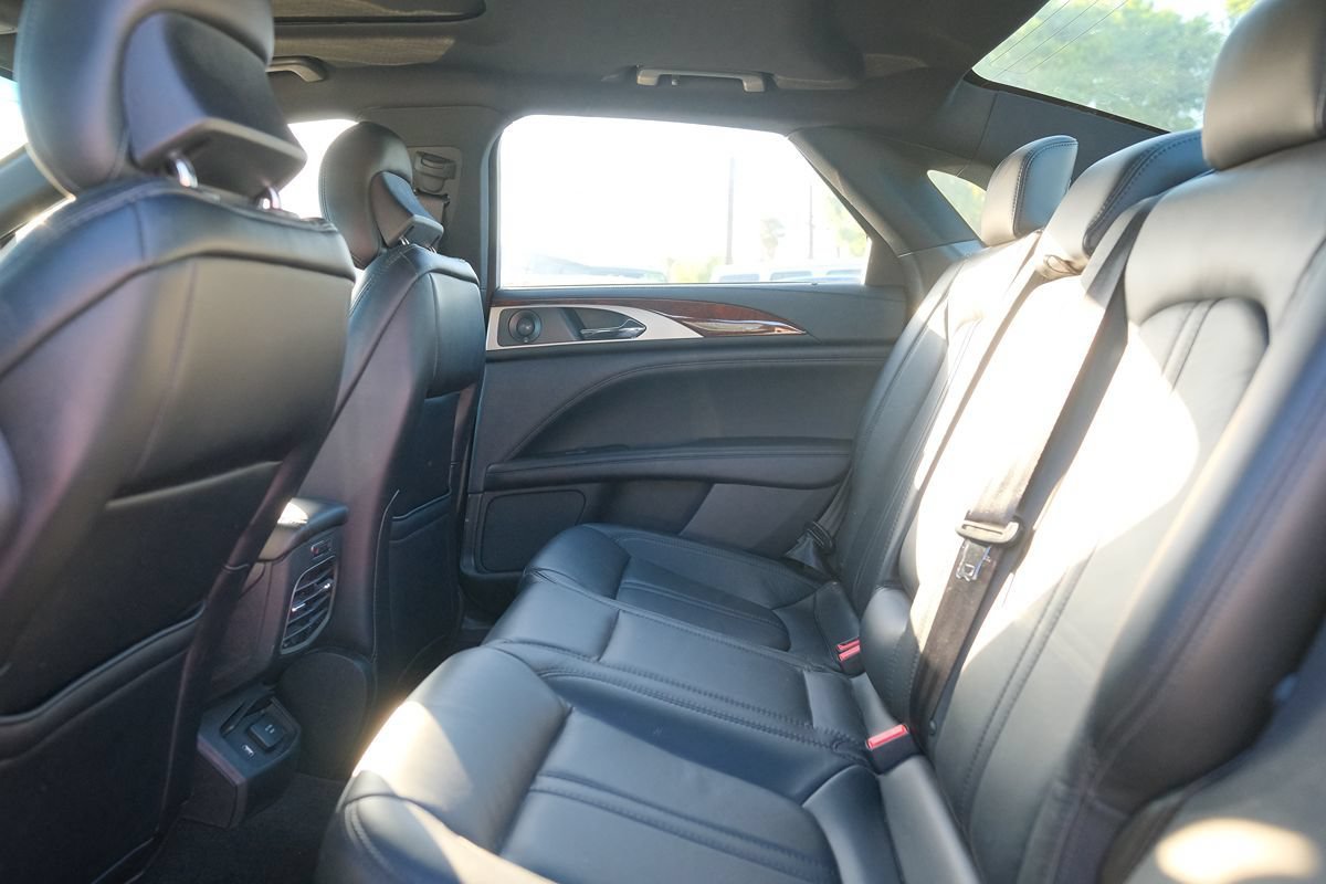 Used 2019 Lincoln MKZ Reserve w/ Reserve Plus Package FWD image 22