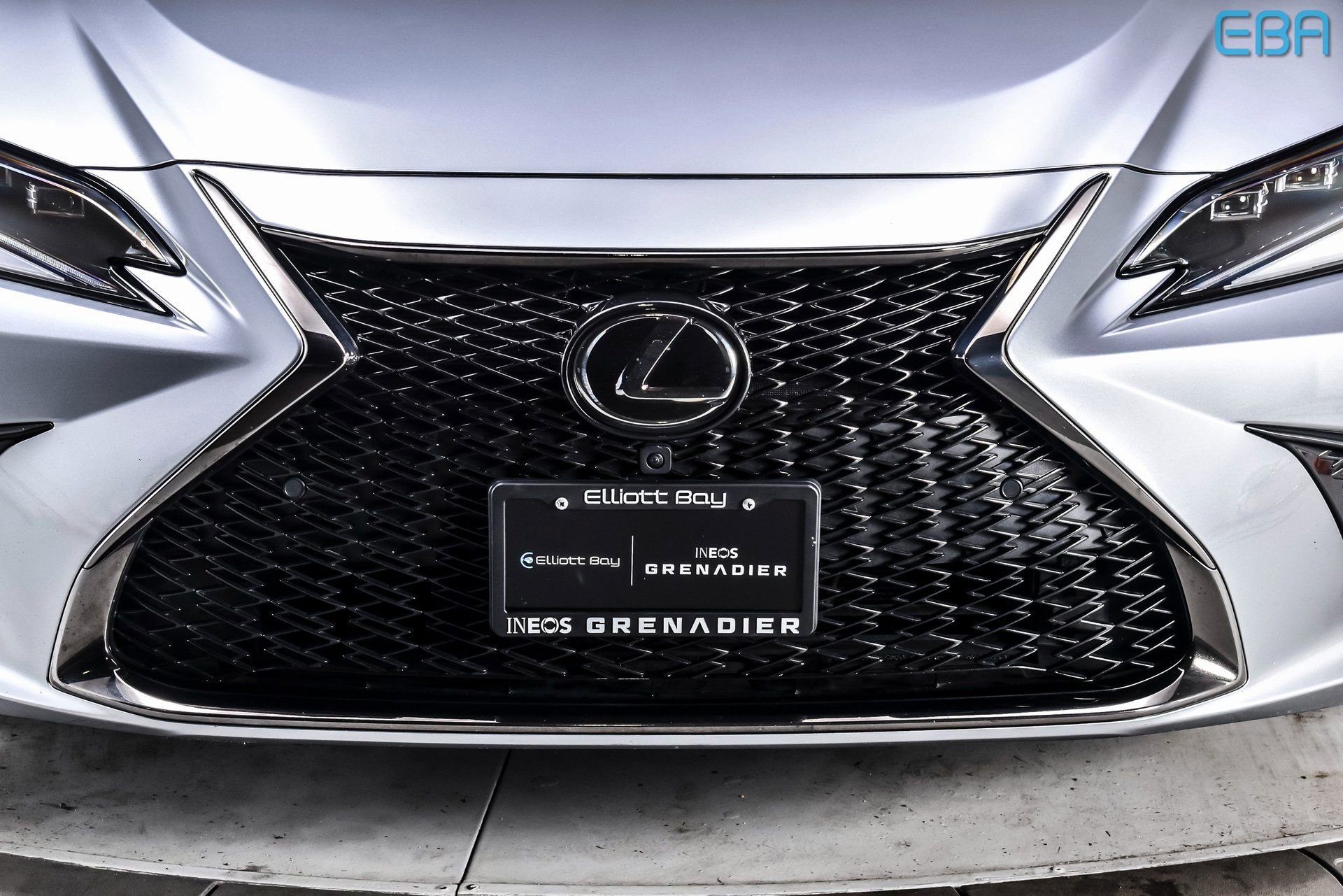 Used 2024 Lexus ES 300h F Sport w/ Accessory Package (Z2) FWD image 9
