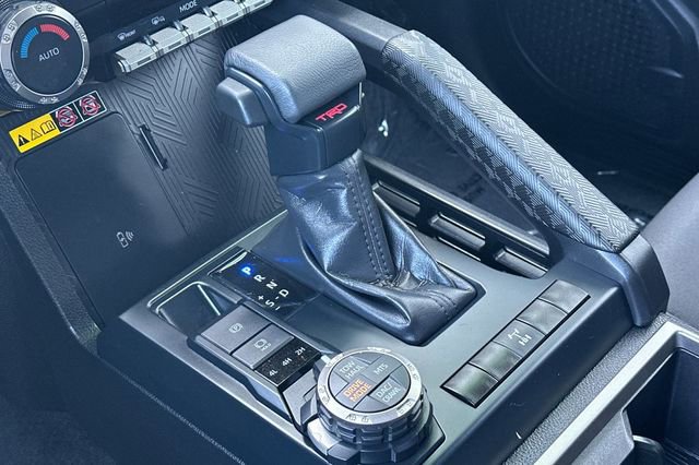 Certified 2024 Toyota Tacoma TRD Off-Road w/ TRD Off Road Upgrade Package AWD/4WD image 25