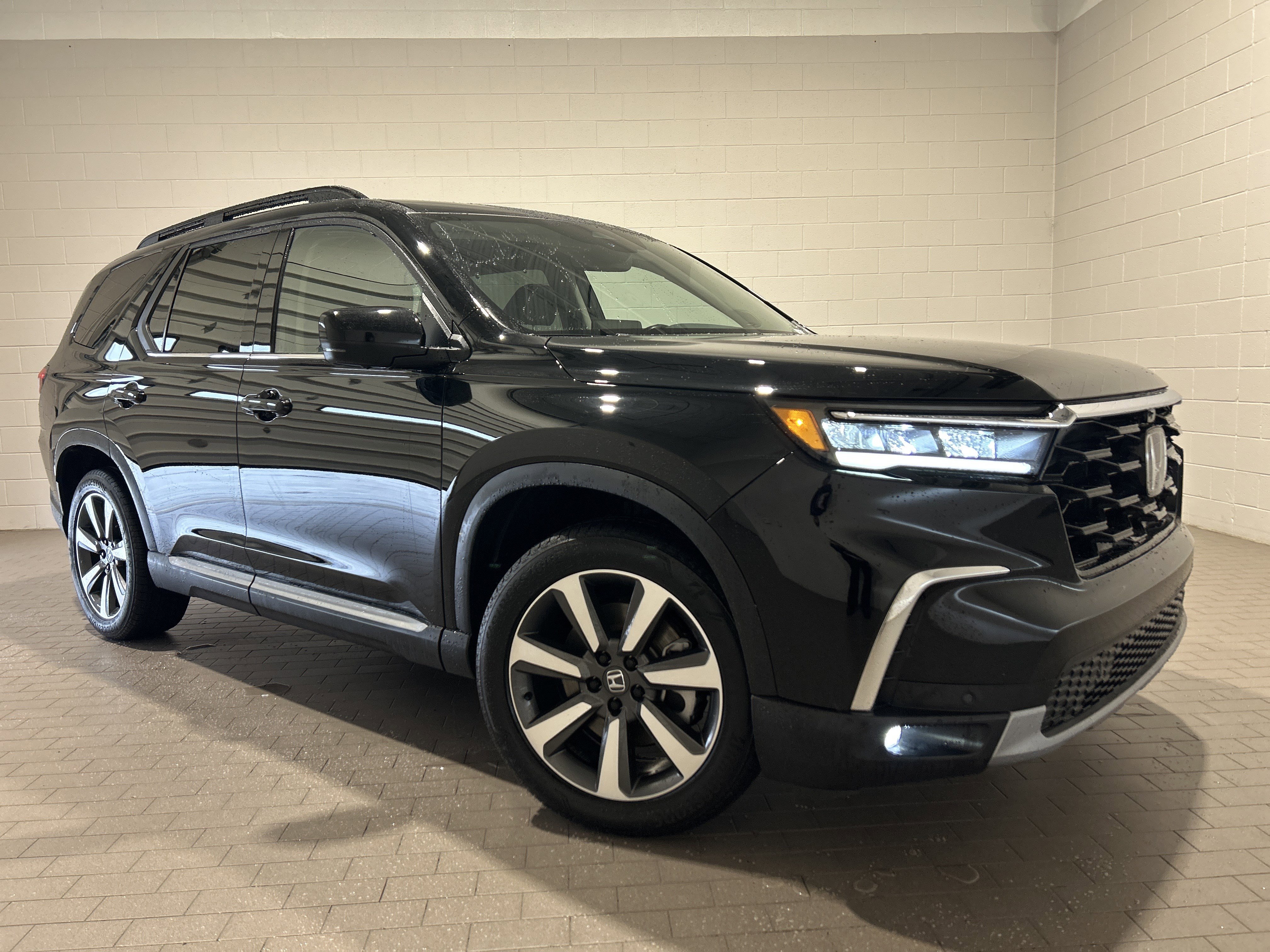 Certified 2024 Honda Pilot Elite video 2