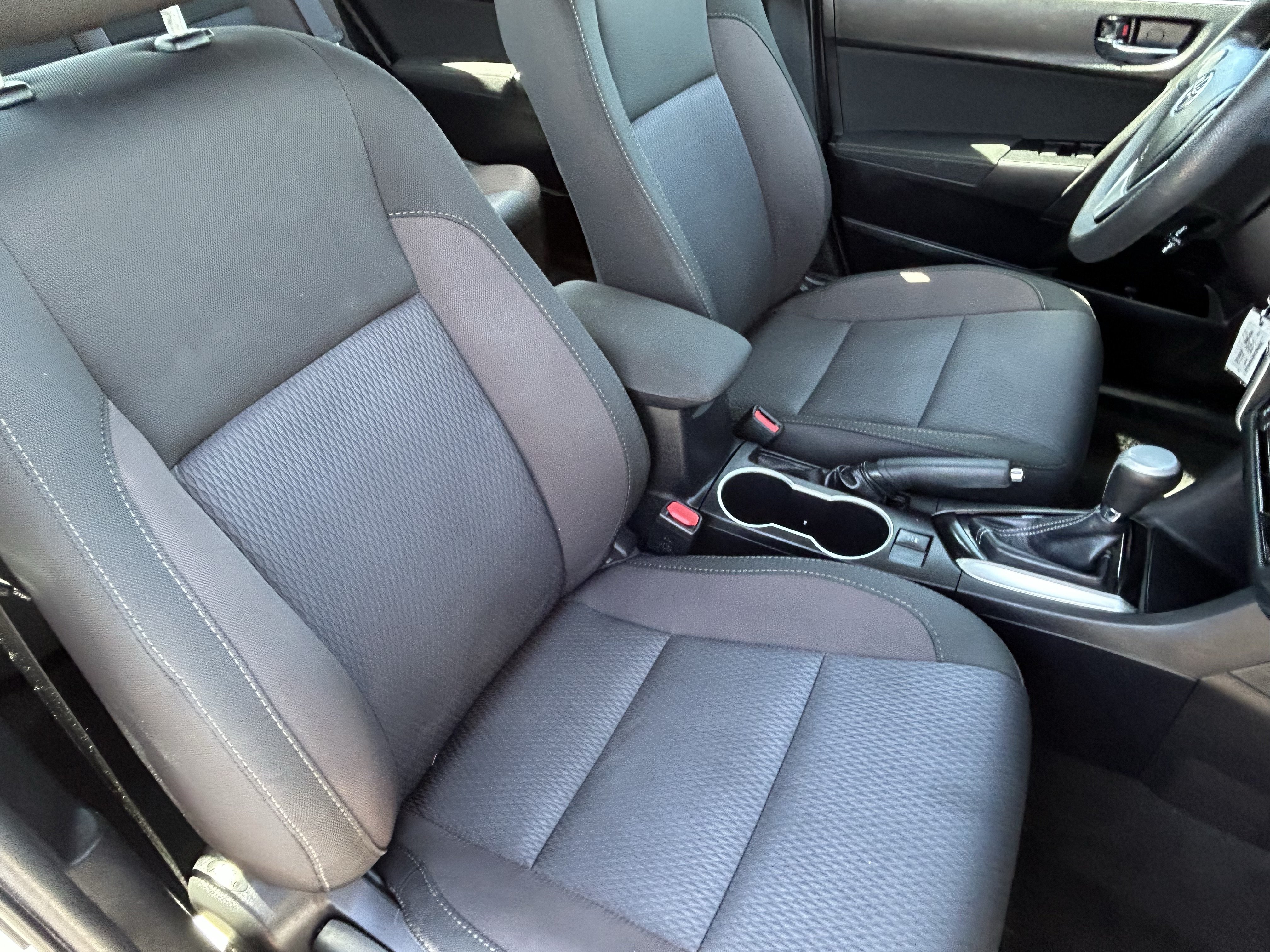 Certified 2019 Toyota Corolla LE FWD image 11