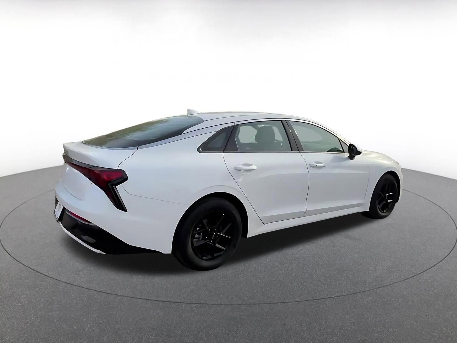 Used 2025 Kia K5 LXS image 15