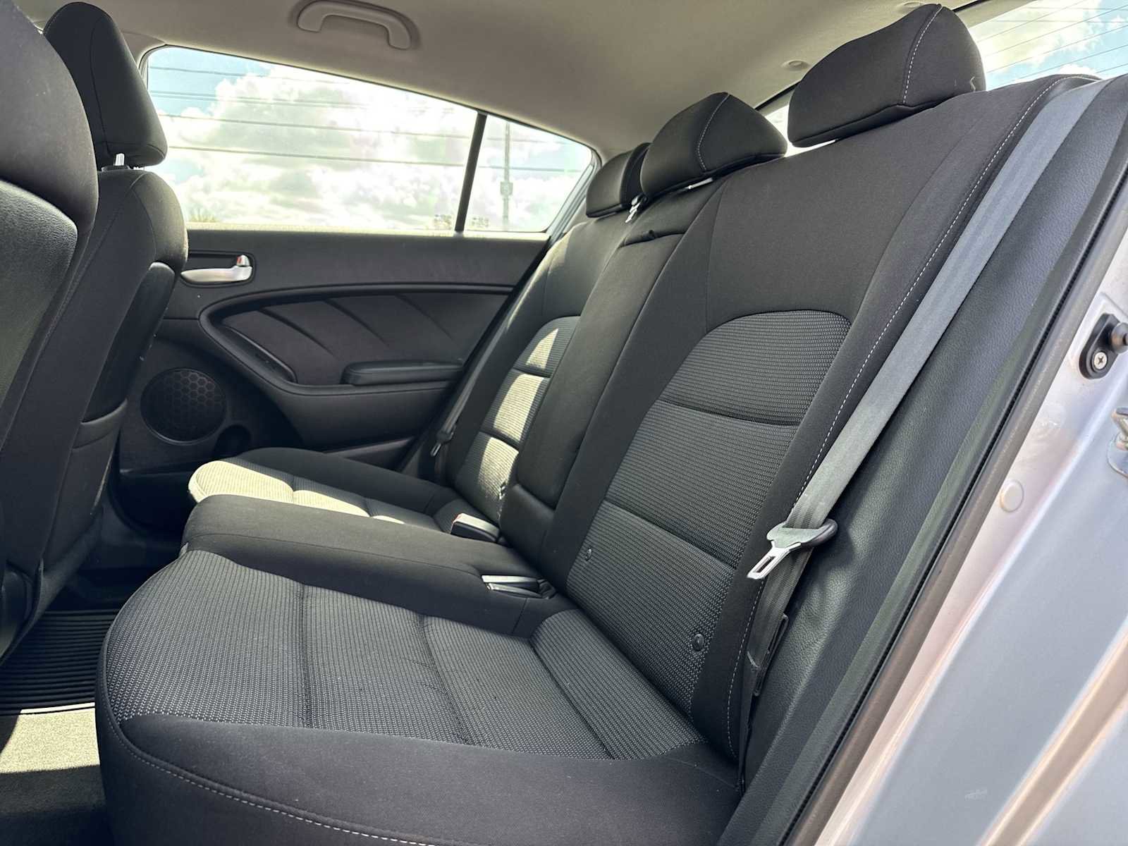 Used 2017 Kia Forte LX FWD image 21