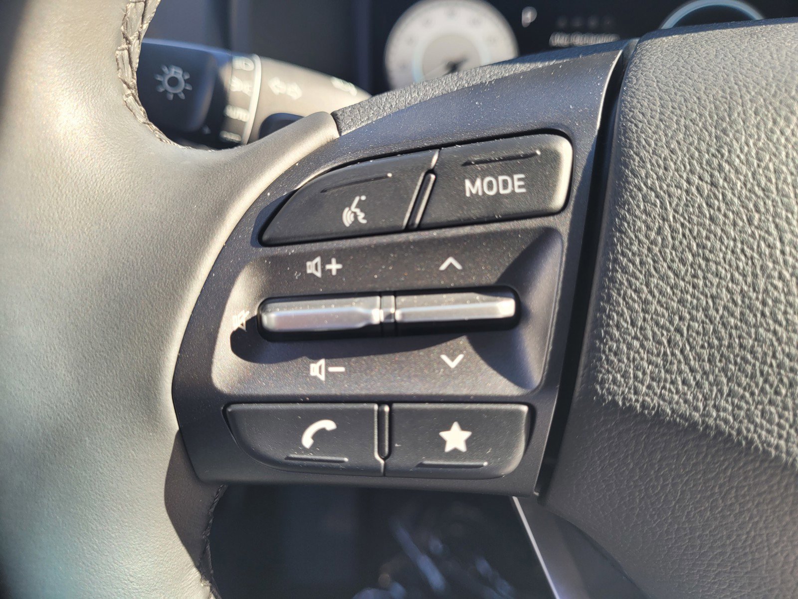 Used 2022 Hyundai Kona SEL w/ Convenience Package image 21