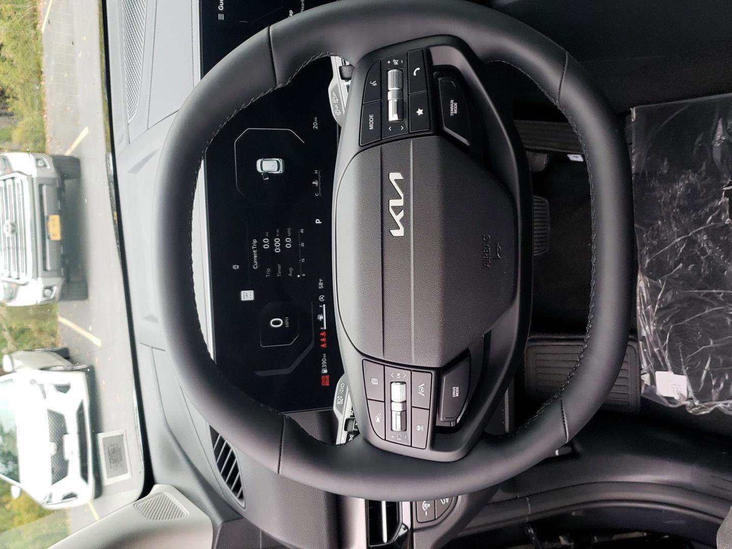 New 2026 Kia Sportage SX image 7