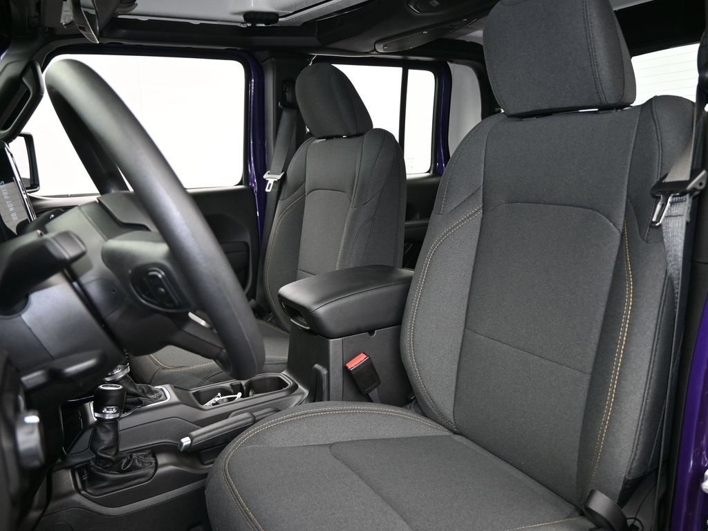 New 2026 Jeep Gladiator Sport AWD/4WD image 10