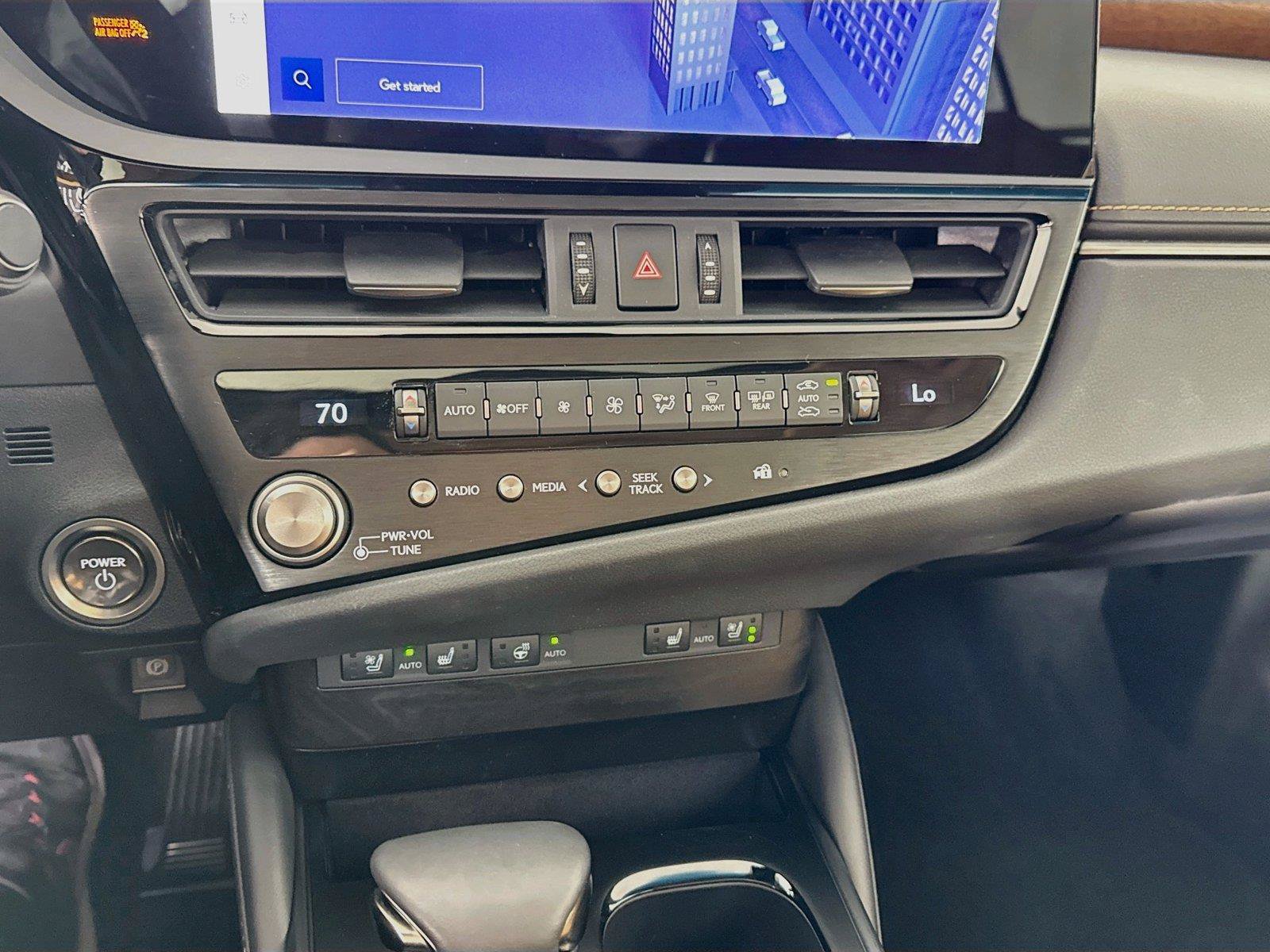 Used 2024 Lexus ES 300h w/ Premium Package FWD image 18