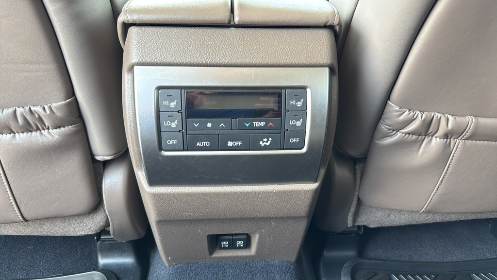 Used 2022 Lexus GX 460 Premium w/ Premium Plus Package AWD/4WD image 17