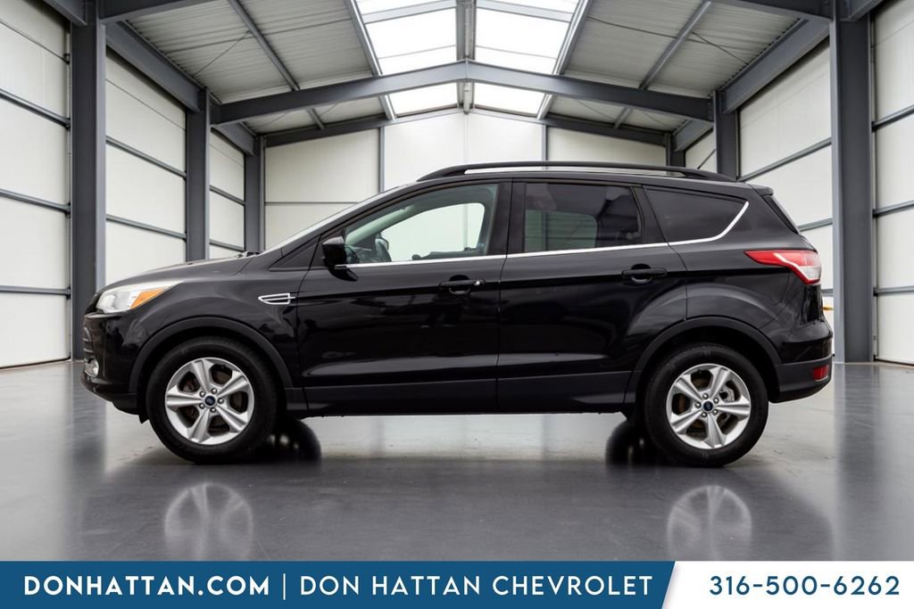 Used 2015 Ford Escape SE w/ Equipment Group 201A FWD image 2