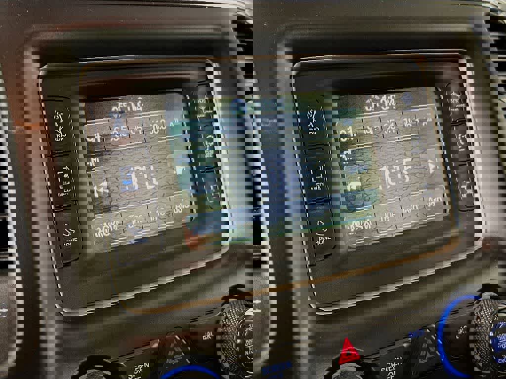 Used 2015 Jeep Grand Cherokee Laredo w/ Quick Order Package 23E image 17