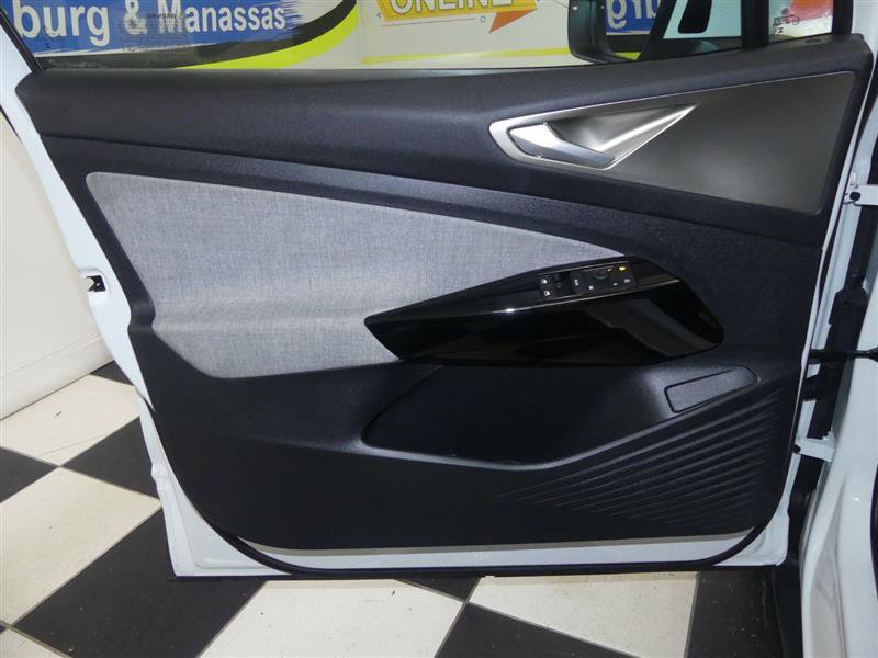 Used 2024 Volkswagen ID.4 Pro image 25
