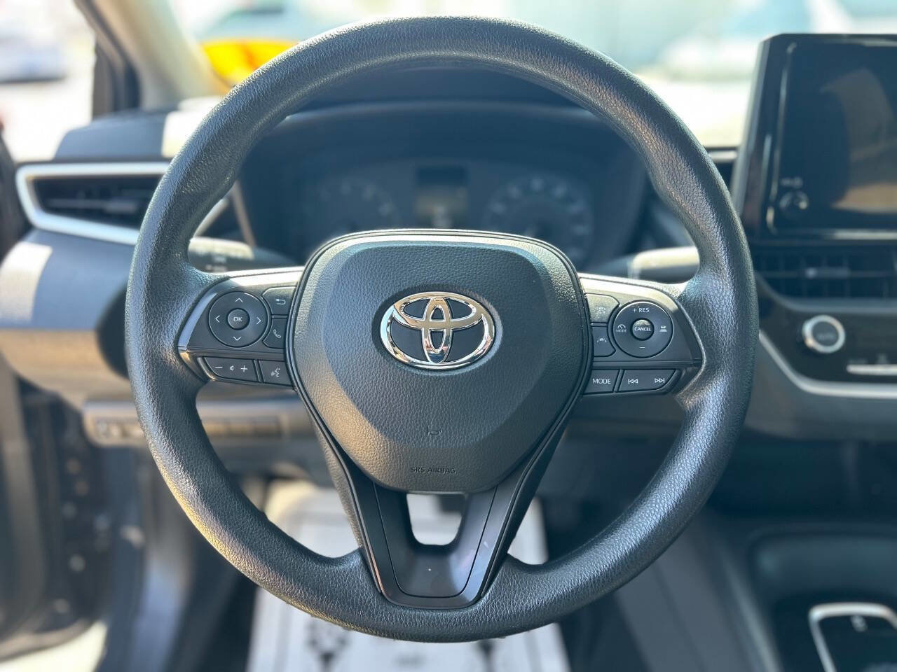 Used 2024 Toyota Corolla LE image 11