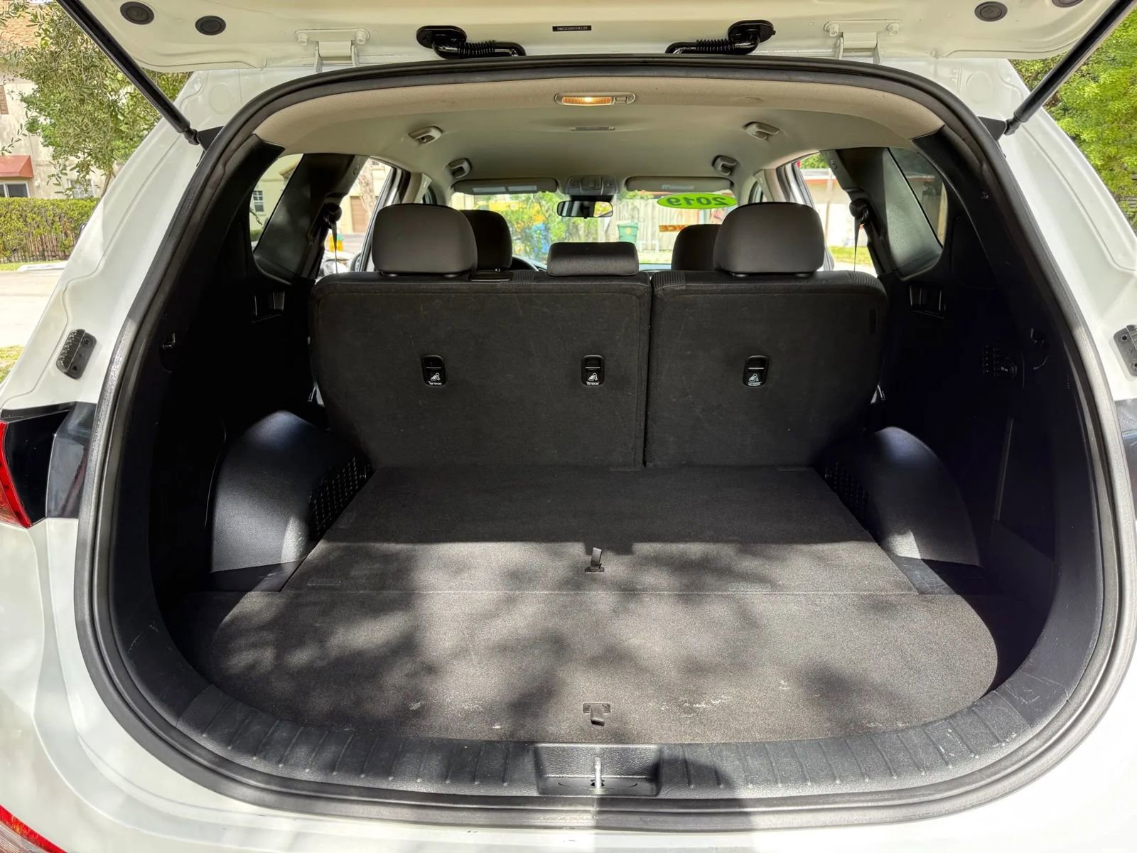 Used 2019 Hyundai Santa Fe SE image 27