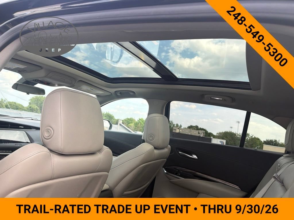 Used 2019 Cadillac XT4 Luxury w/ Cold Weather Package AWD/4WD image 11