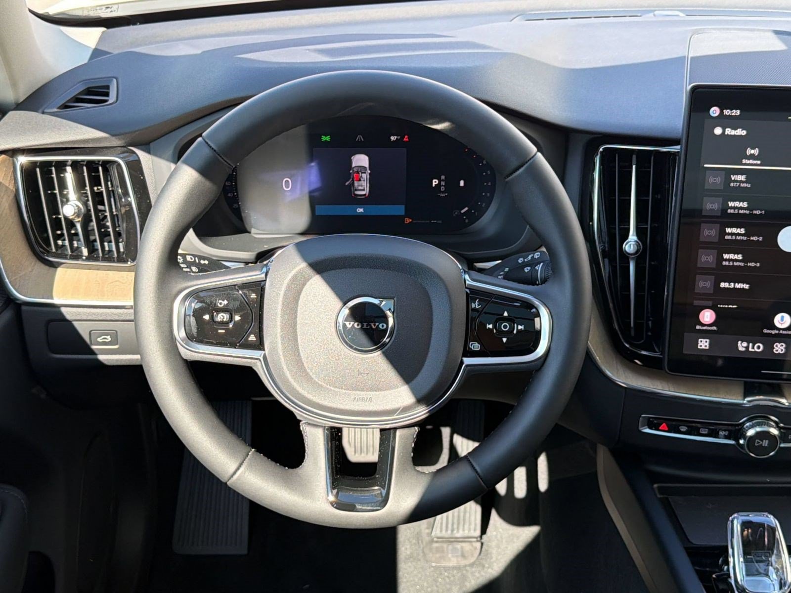 New 2026 Volvo XC60 B5 Plus w/ Climate Package AWD/4WD image 11