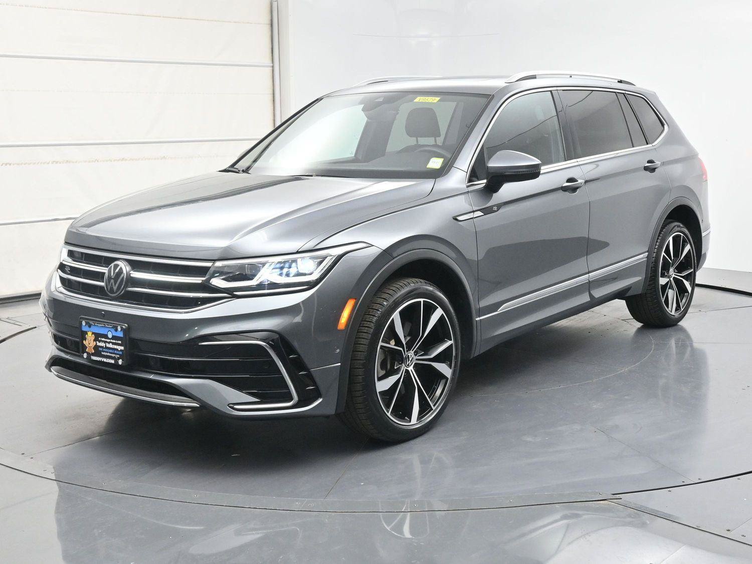Certified 2024 Volkswagen Tiguan SEL R-Line