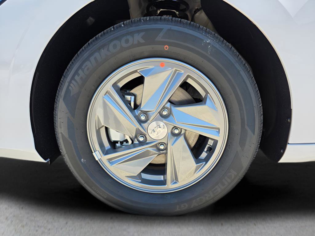 New 2026 Hyundai Elantra SE FWD image 10