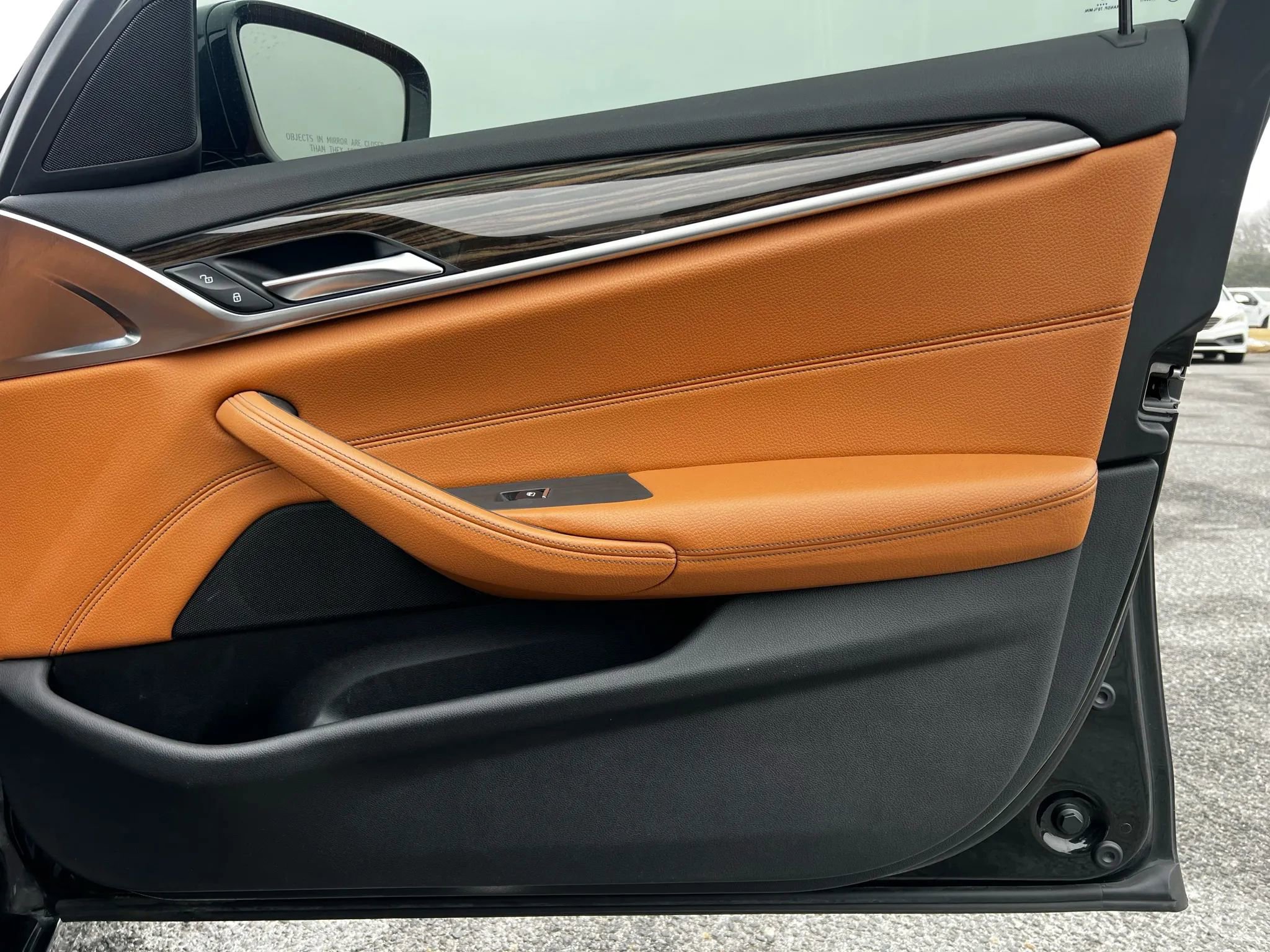 Used 2018 BMW 530i xDrive w/ Premium Package image 26