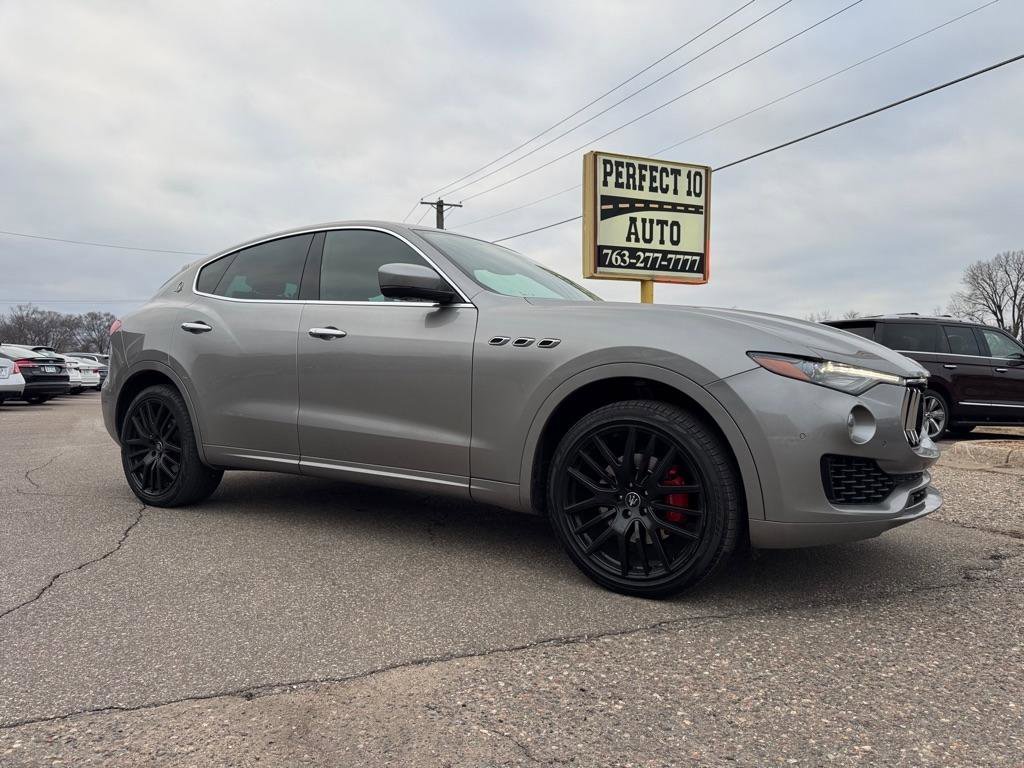 Used 2019 Maserati Levante image 2