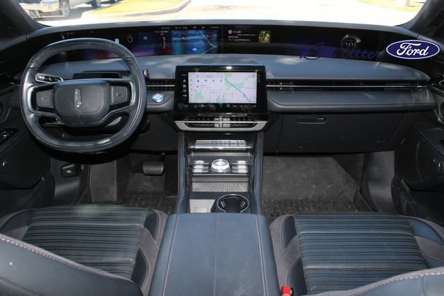 Used 2024 Lincoln Nautilus Reserve w/ Equipment Group 202A AWD/4WD image 14