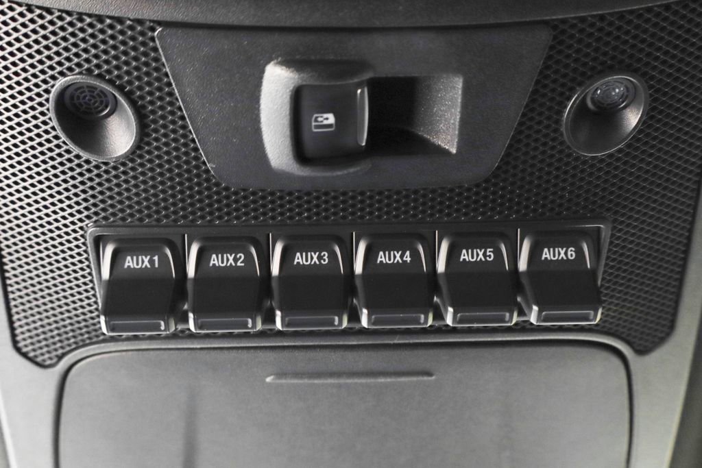 Used 2018 Ford F150 Raptor w/ Equipment Group 802A Luxury image 29