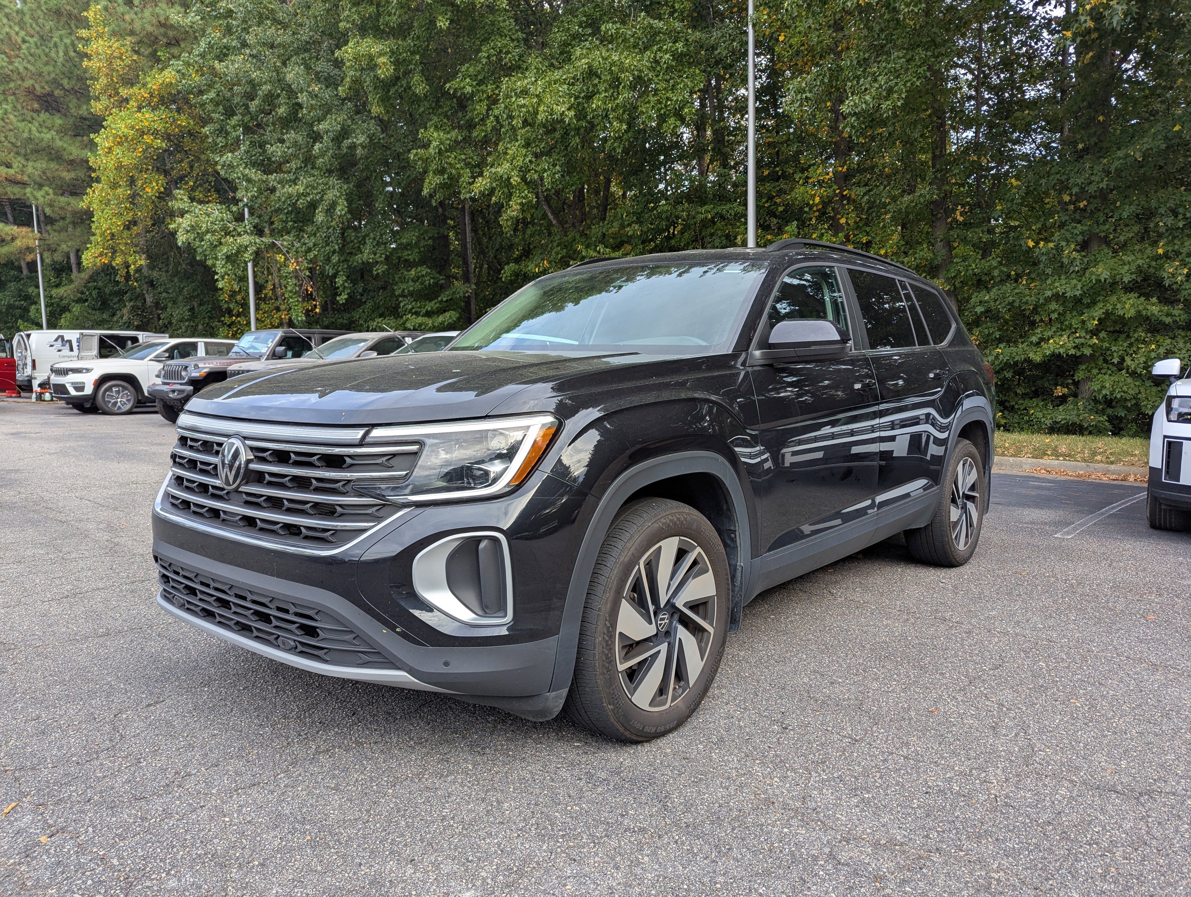 Used 2024 Volkswagen Atlas SE