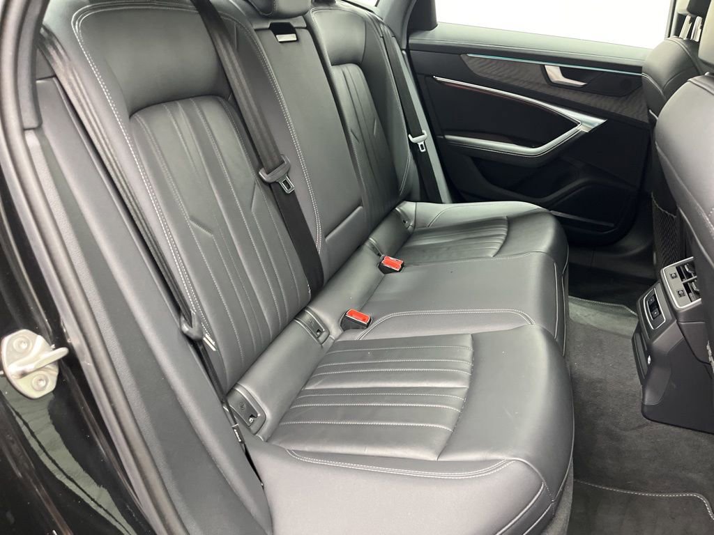 Used 2024 Audi A6 Premium Plus image 18