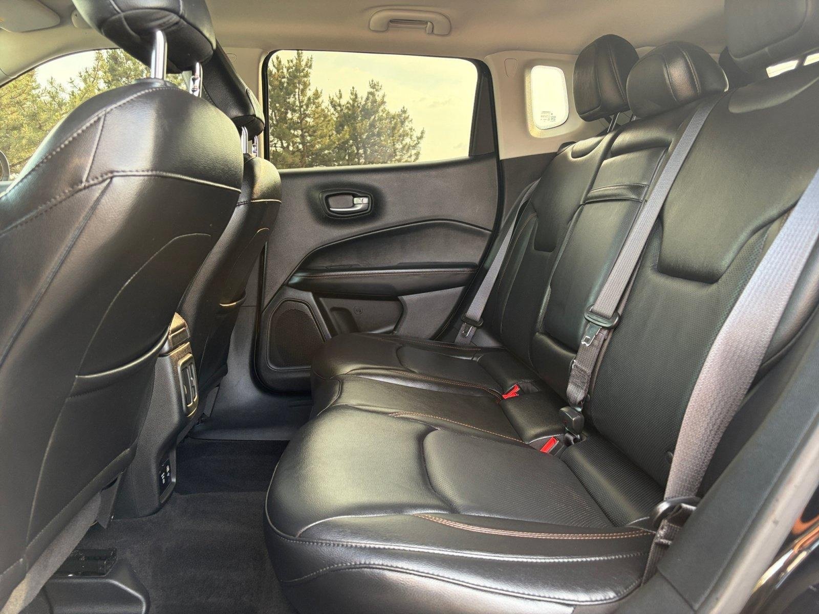 Used 2018 Jeep Compass Limited AWD/4WD image 18