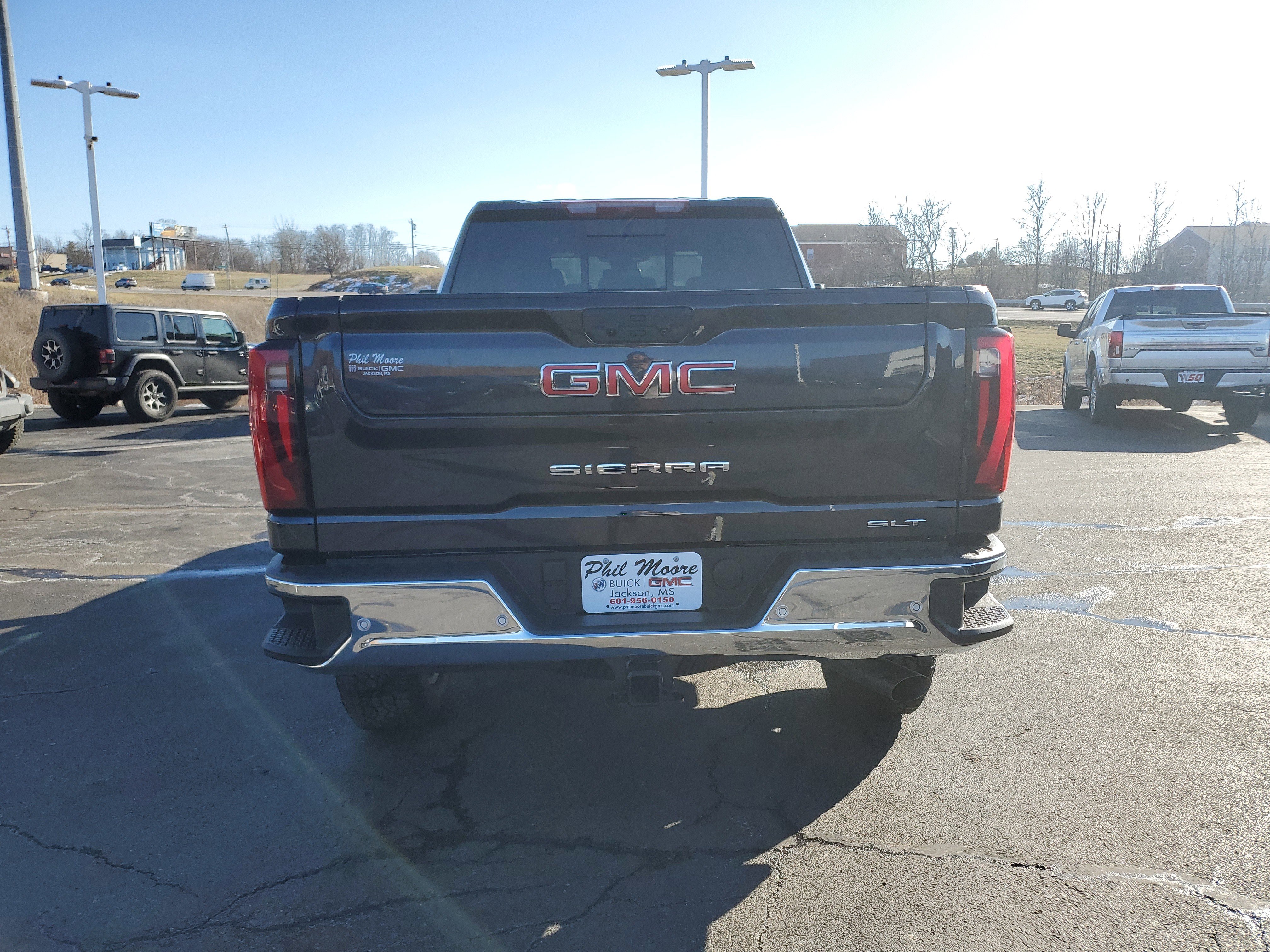 New 2025 GMC Sierra 2500 SLT w/ SLT Premium Package image 5
