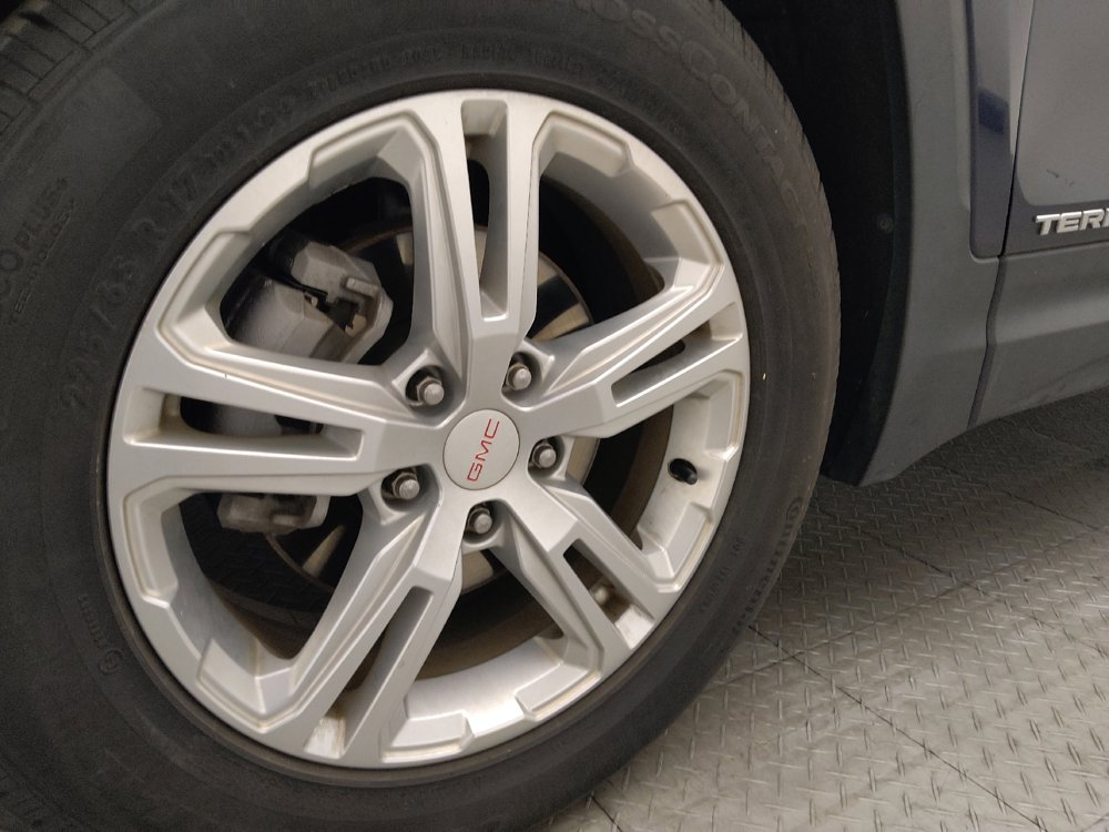 Used 2019 GMC Terrain SLE w/ Driver Convenience Package FWD image 31
