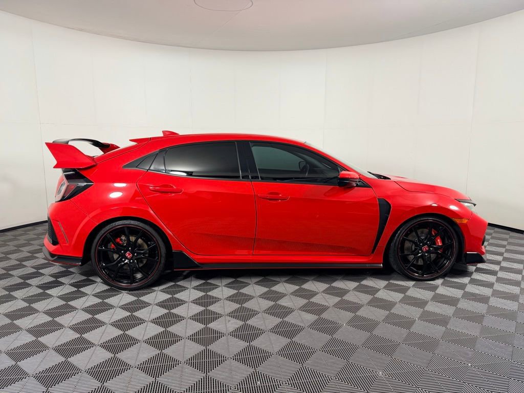 Used 2018 Honda Civic Type R image 4