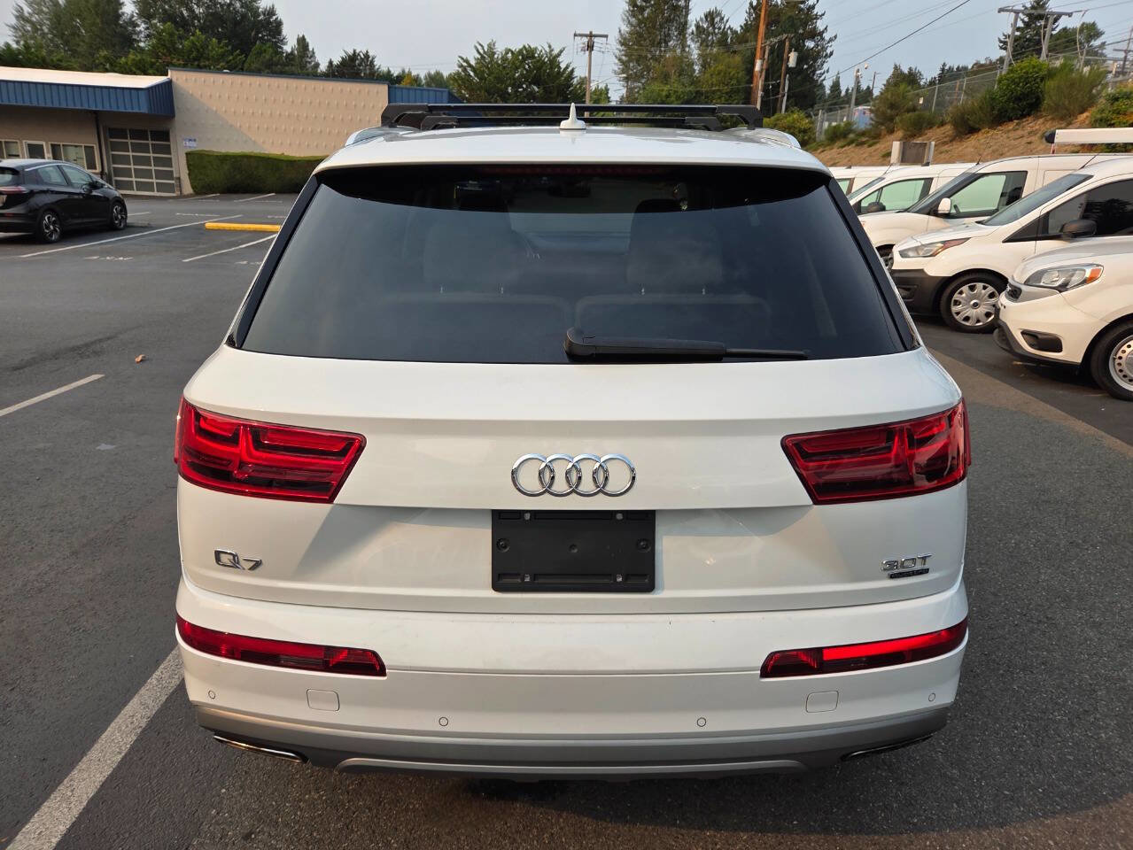 Used 2017 Audi Q7 3.0T Premium Plus image 6