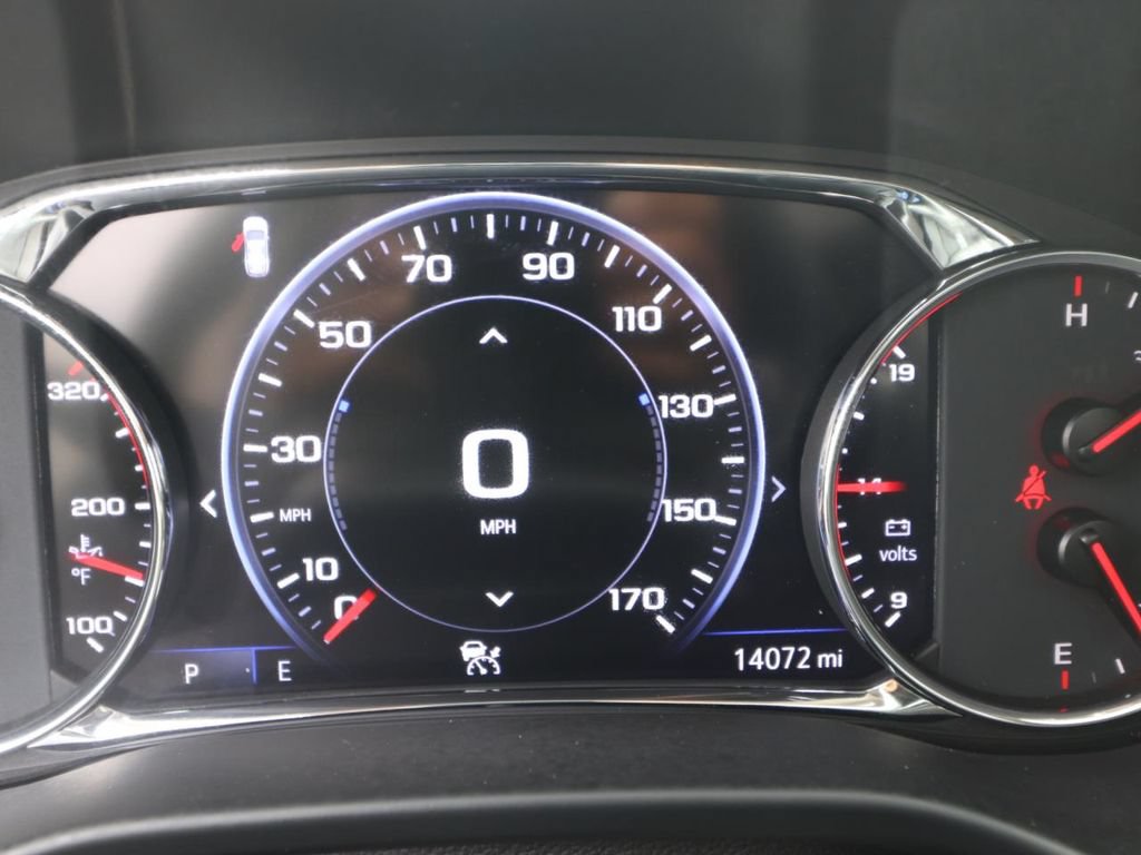 Used 2023 GMC Acadia Denali w/ Denali Ultimate Package FWD image 21
