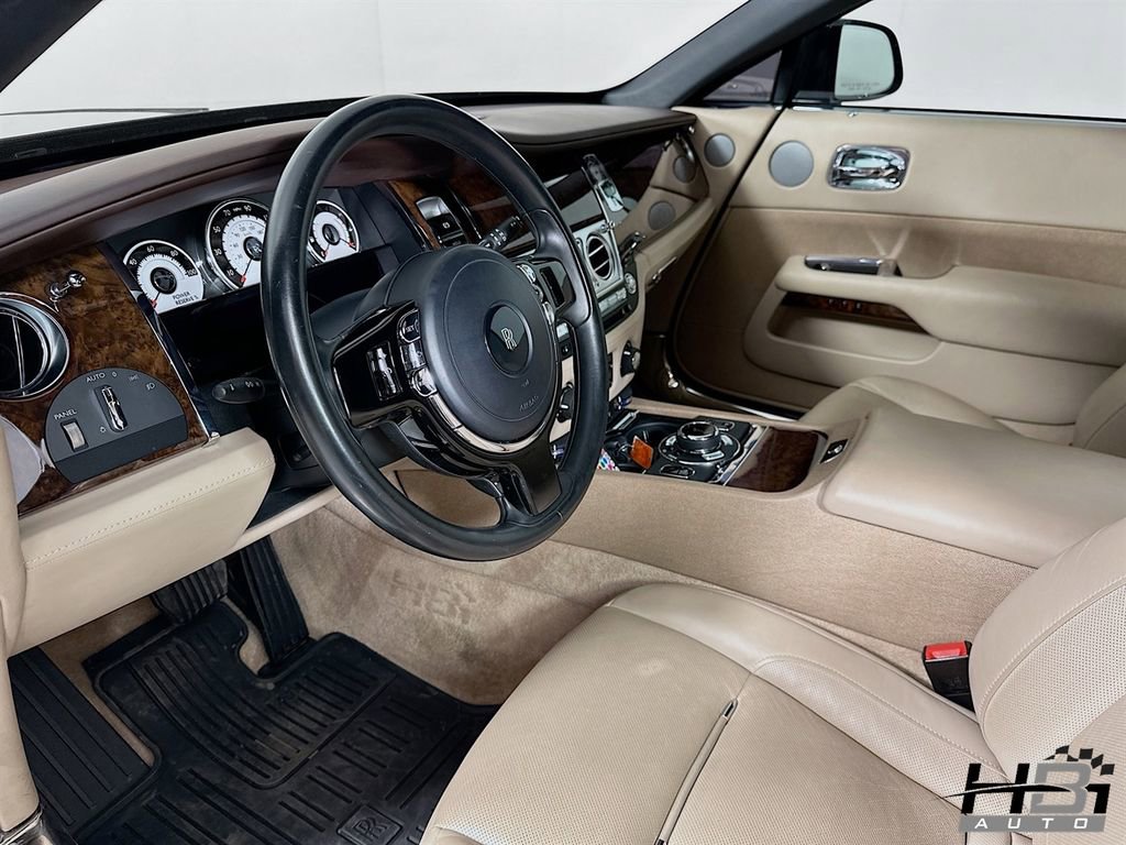 Used 2015 Rolls-Royce Wraith RWD image 10