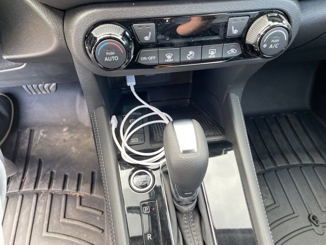 Used 2024 Nissan Kicks SR w/ SR Premium Package FWD image 15