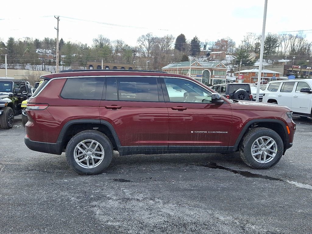 New 2025 Jeep Grand Cherokee L Laredo image 7