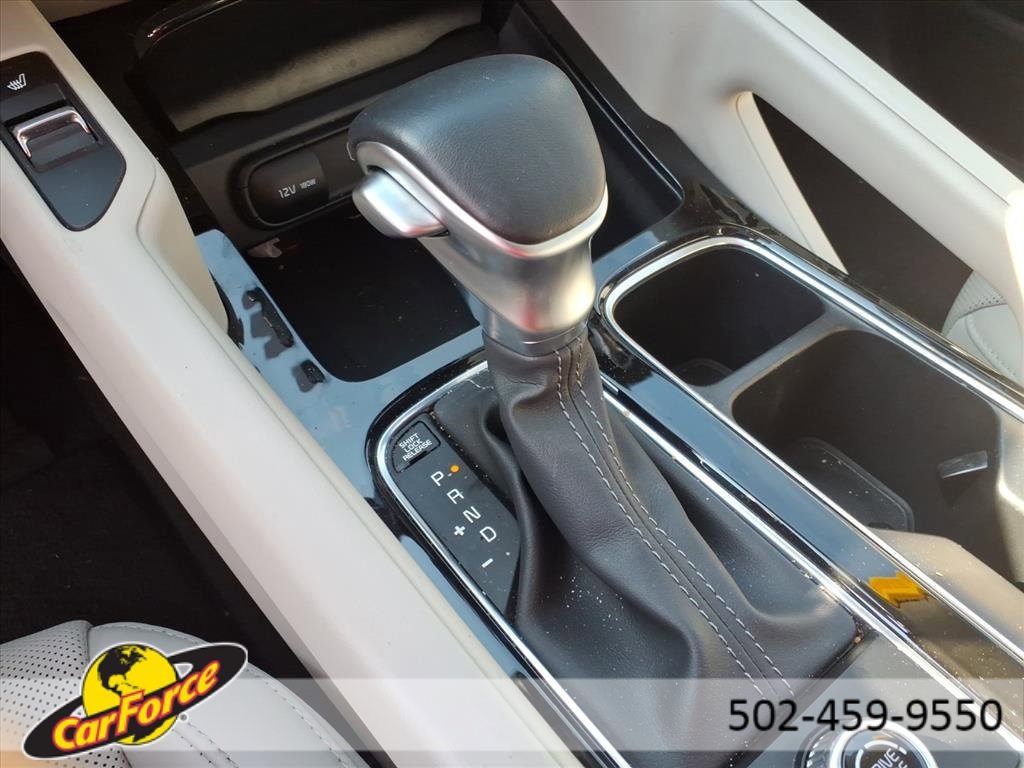 Used 2025 Kia Telluride S image 29
