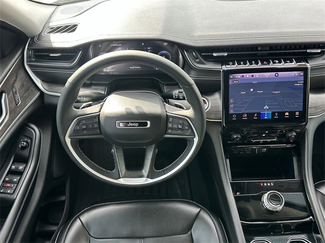Used 2023 Jeep Grand Cherokee L Limited image 11
