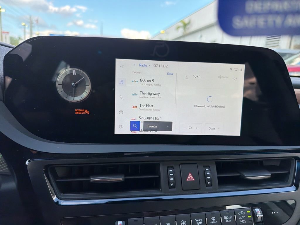 Used 2025 Lexus ES 350 w/ Premium Package FWD image 5