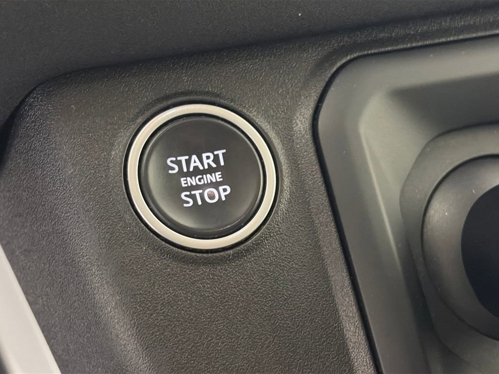 Used 2022 Land Rover Defender 110 image 22