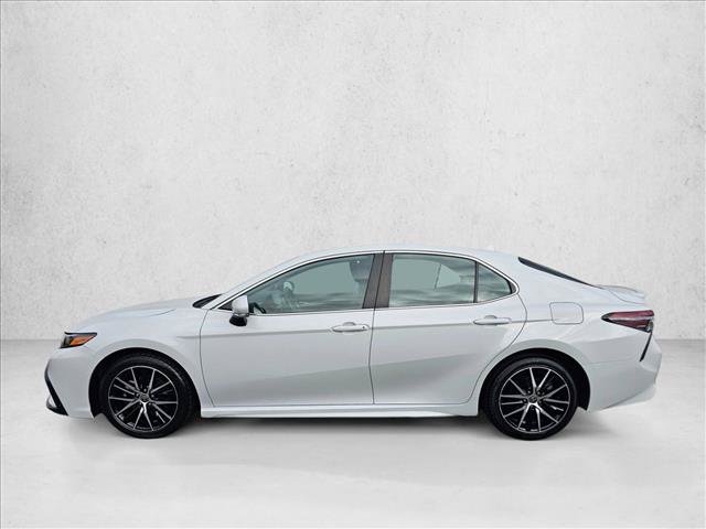 Used 2022 Toyota Camry SE FWD image 8