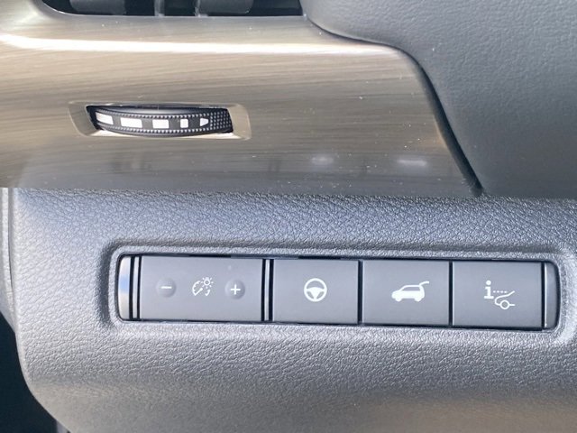 New 2025 Nissan Pathfinder Platinum w/ Black Appearance Package image 27