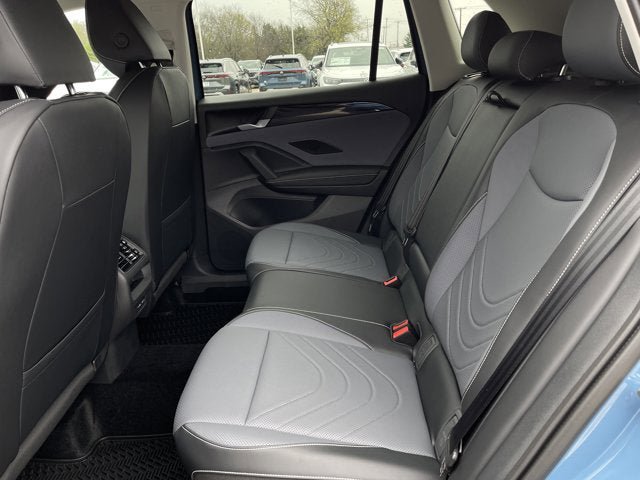 New 2026 Volkswagen Tiguan SE FWD image 26