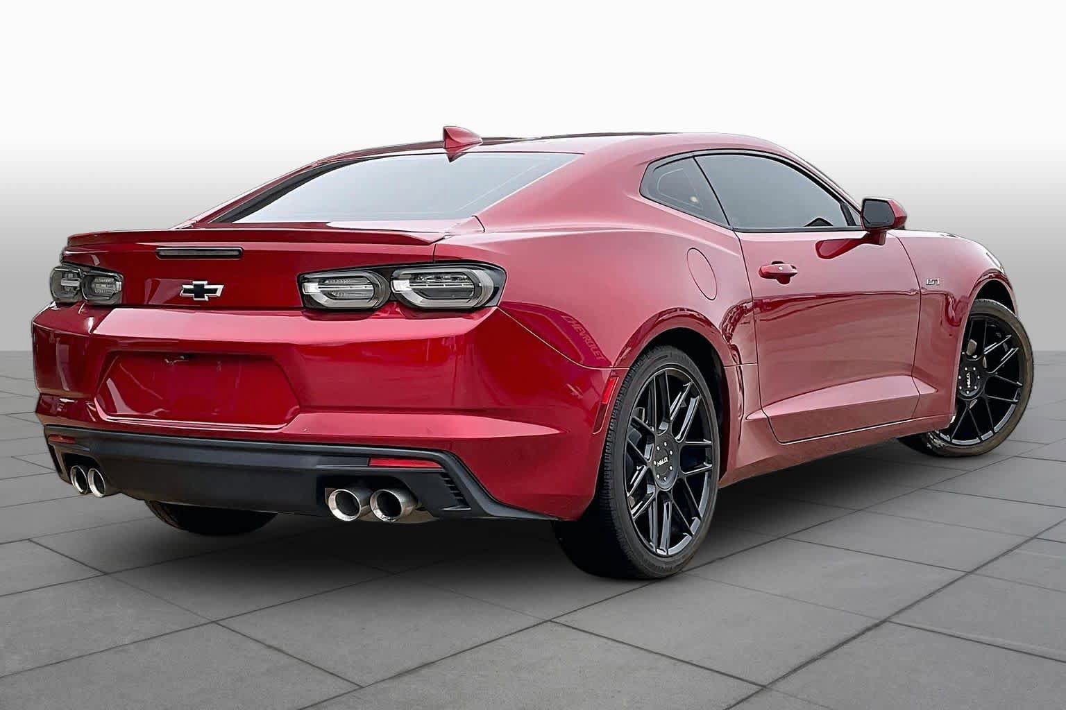 Used 2021 Chevrolet Camaro LT w/ RS Package RWD image 12