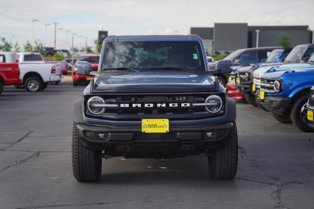 Used 2025 Ford Bronco Outer Banks w/ Sasquatch Package image 3