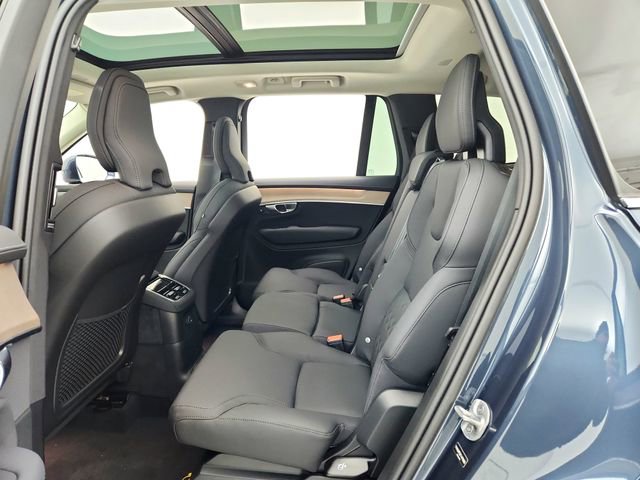 New 2026 Volvo XC90 T8 Plus w/ Protection Package Premier image 24