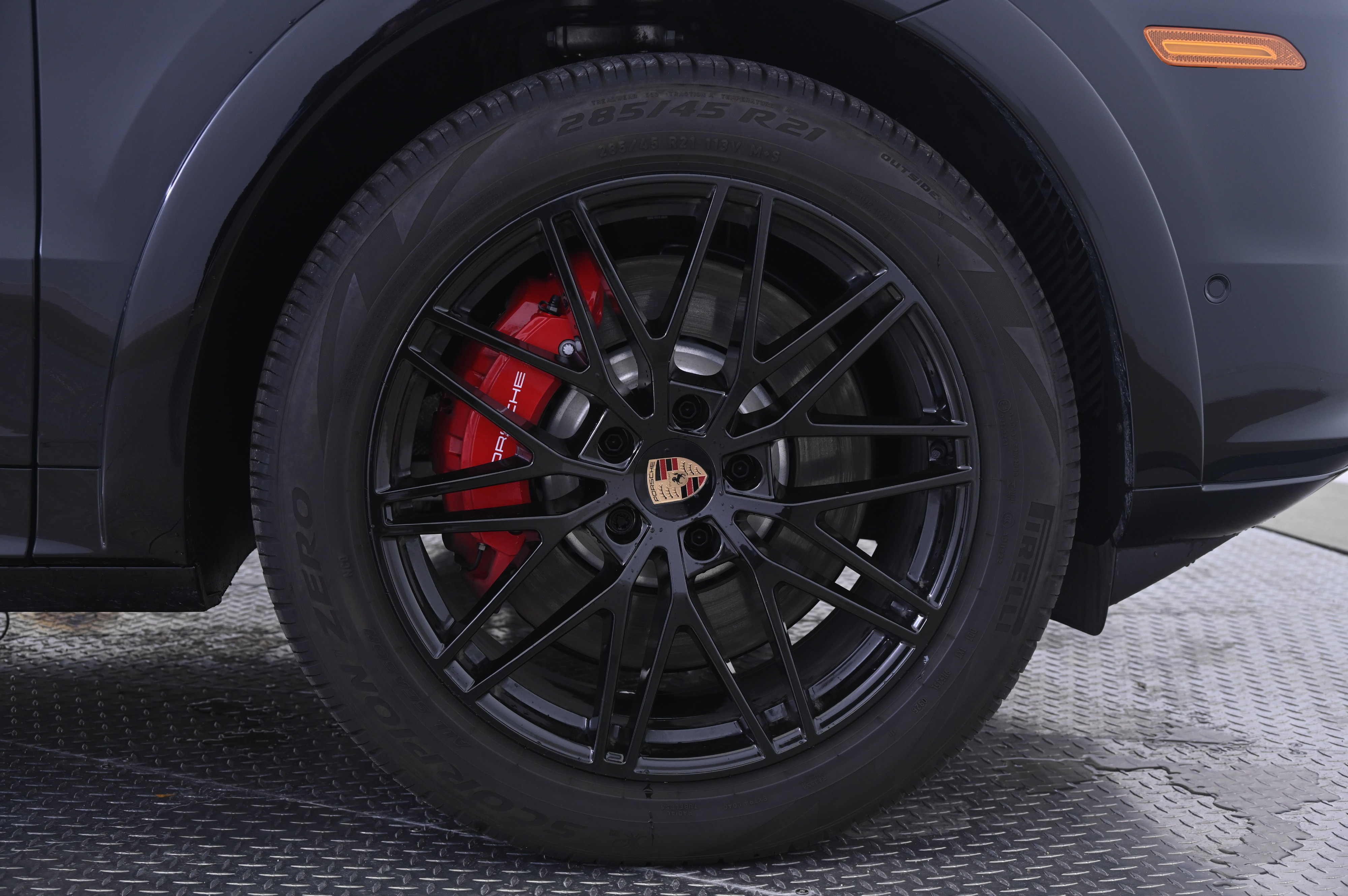 Used 2026 Porsche Cayenne S AWD/4WD image 14